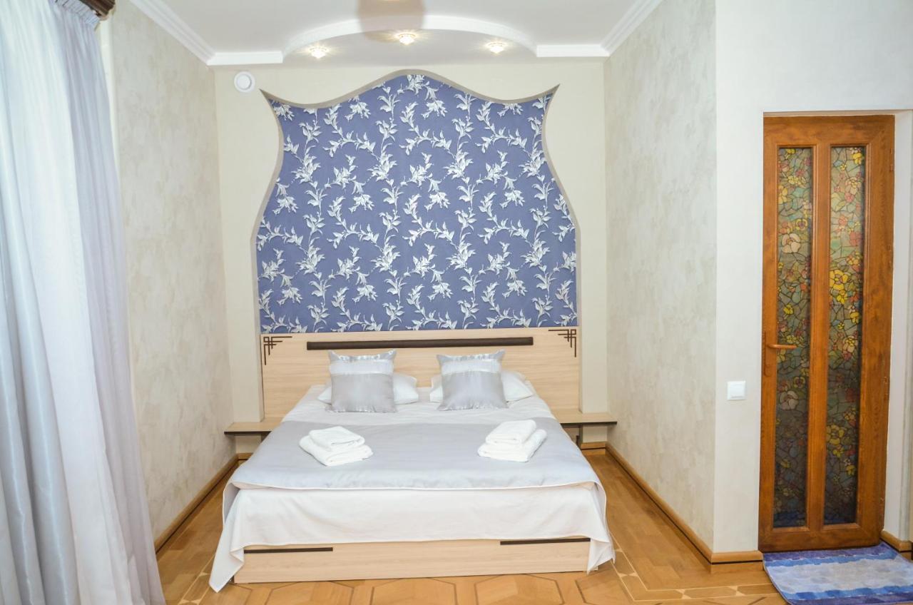 Rubin Hotel Goris Exterior photo